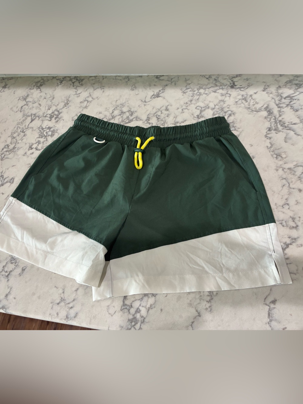 Te Verde Women’s M Green Athletic Shorts White Hem Yellow Drawstring Sport Gym